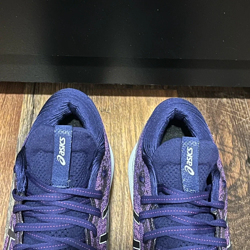 EUC Asics Women’s Gel-Nimbus 24 Purple/Light Blue Size 8.5 - Picture 6 of 12